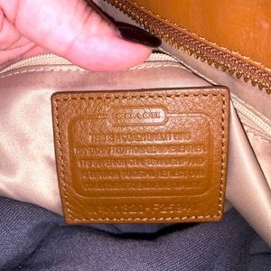 Vintage Coach brown shoulder bag